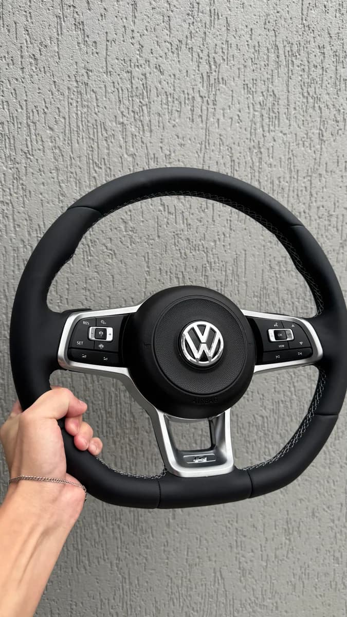 Volante Volkswagen - Couro Perfurado